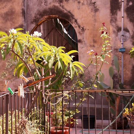 阿奇雷亚莱Casa Romeo别墅 外观 照片